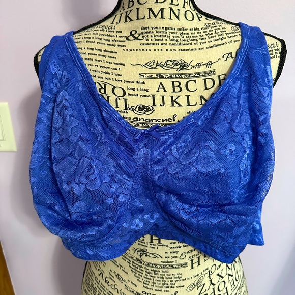 Comfortcare Other - Lovely Lace Ladies Plus Size Bra